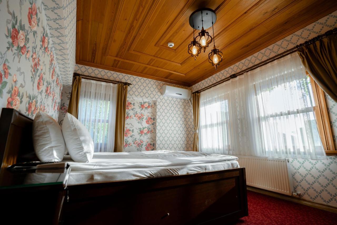 מלון Gulliver Mansion 2*